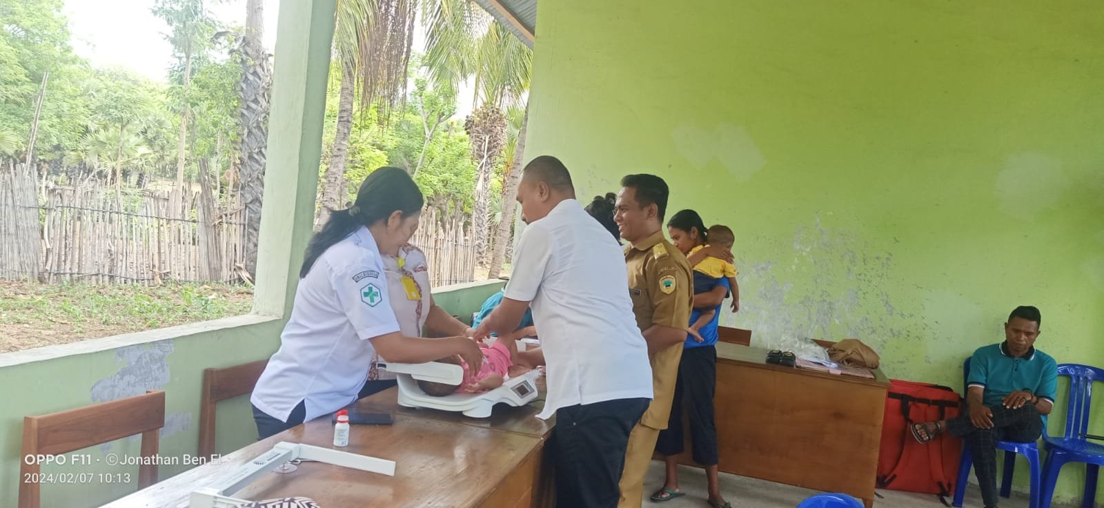 pantau penimbangan di Posyandu 3